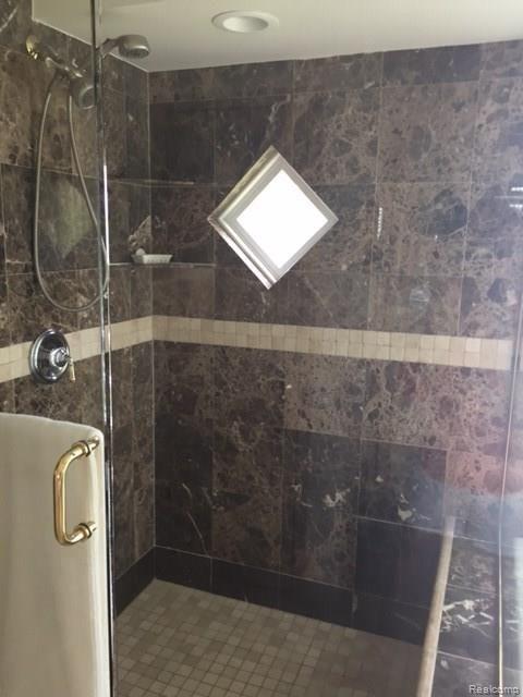 2821 Riverside Drive Port Huron, MI 48060 - Photo 32 of 57 Gallery Image 32