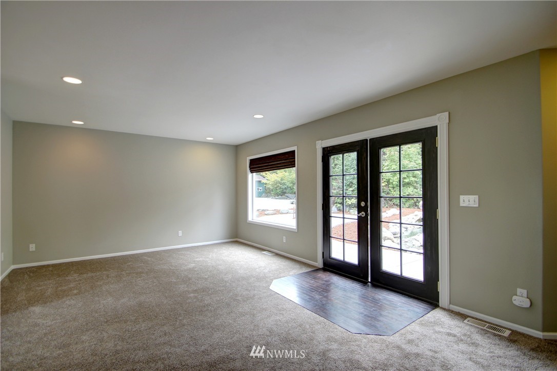 20226 English Road Mount Vernon, WA 98274 - Photo 8 of 25 Gallery Image 8