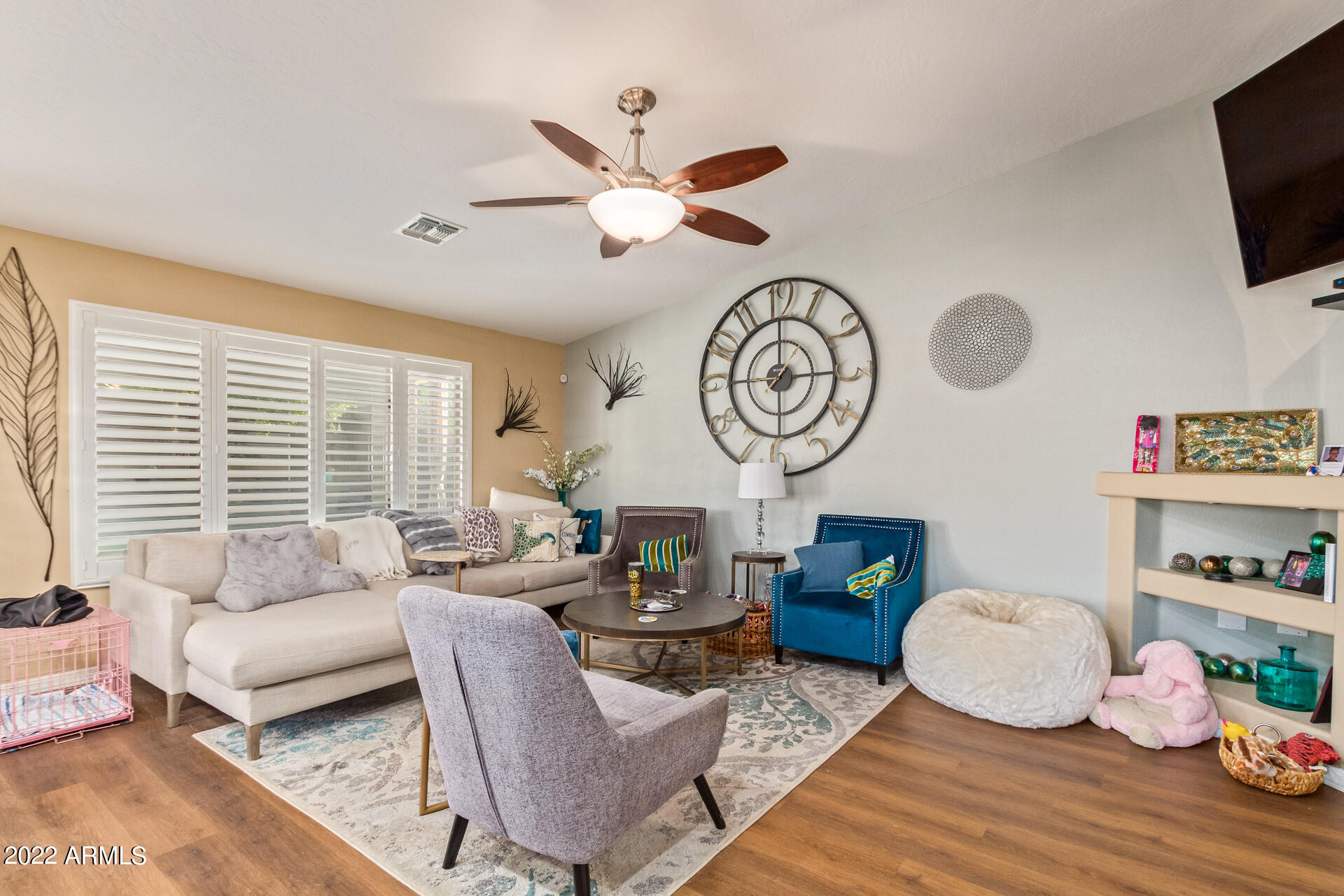 1631 East Harwell Road Phoenix, AZ 85042 - Photo 7 of 22 0020-19 - Harwell