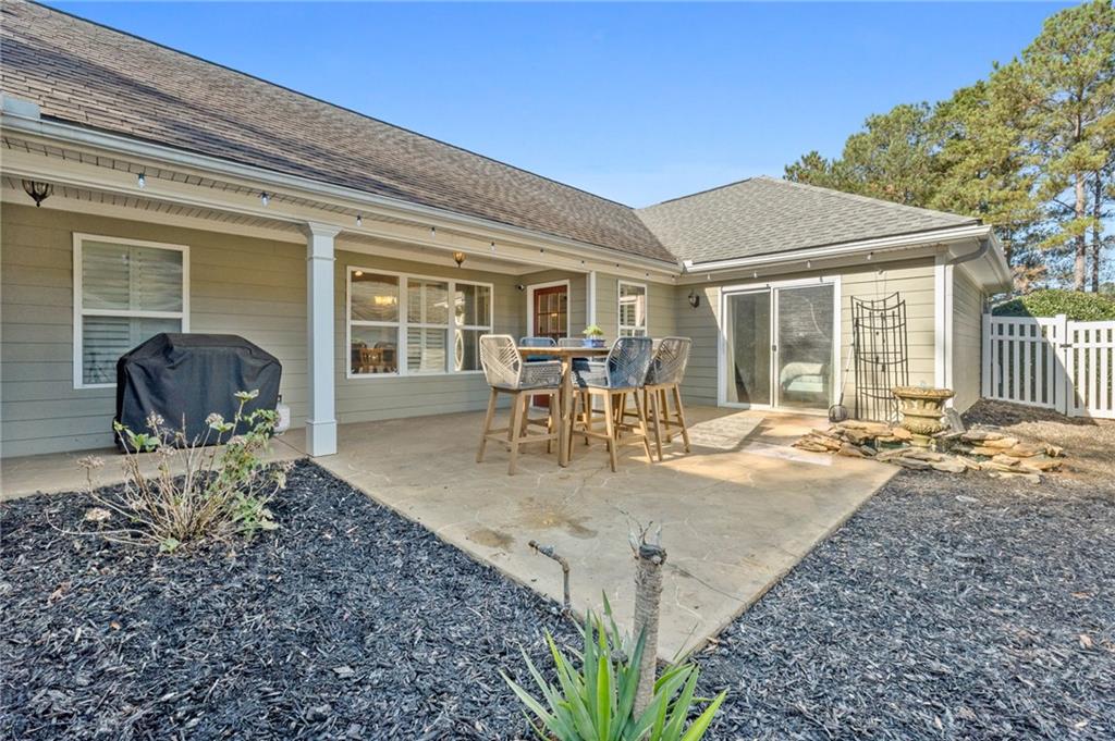 150 Cottage Club Drive Locust Grove, GA 30248 - Photo 8 of 34