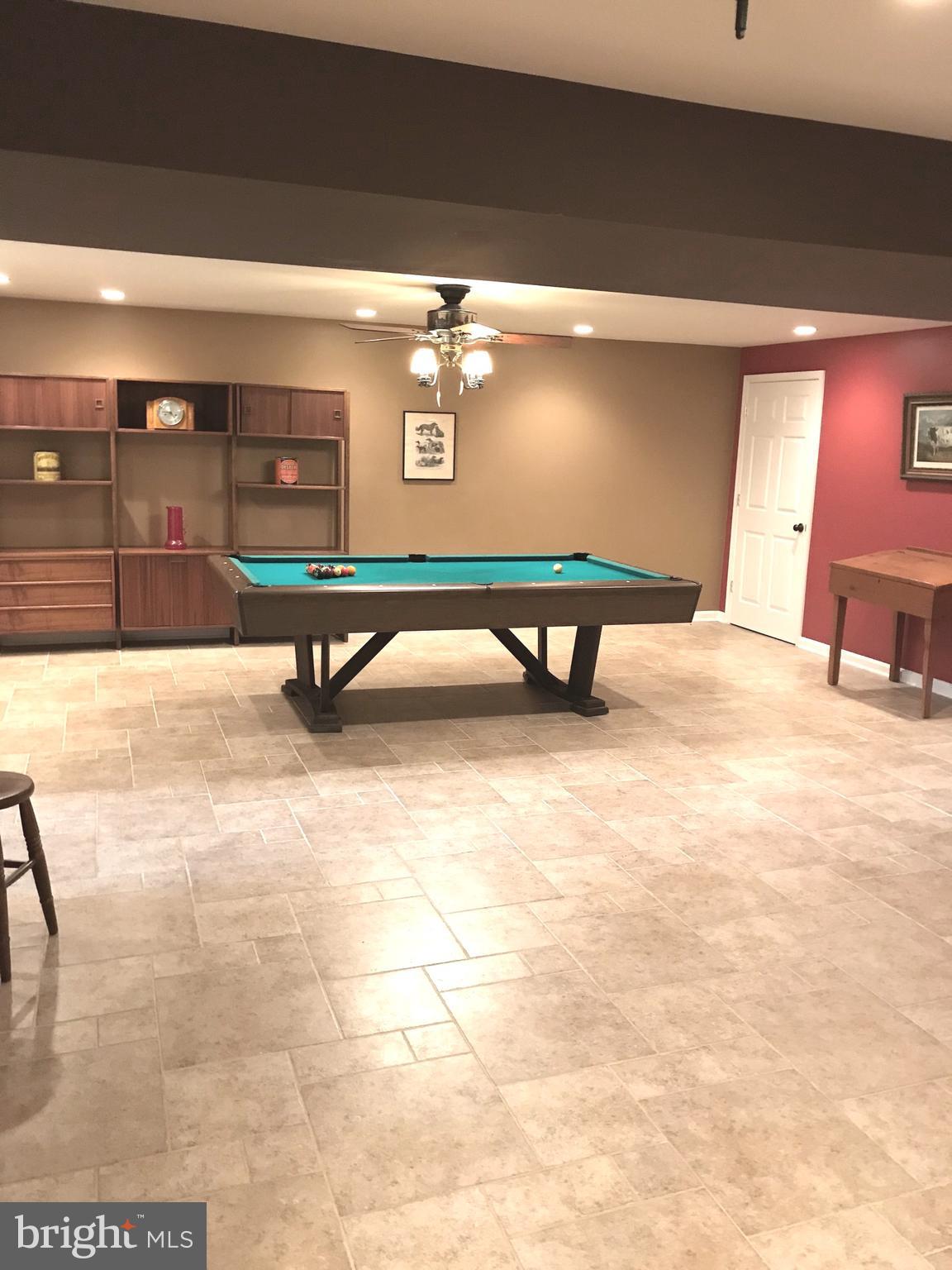 8000 Barron Farm Road Catlett, VA 20119 - Photo 22 of 29 Family Room: Pool Table CONVEYS