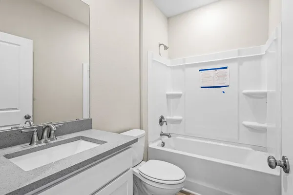 $389,990 | 80 Natureview Way, Ponce de Leon, FL 32455