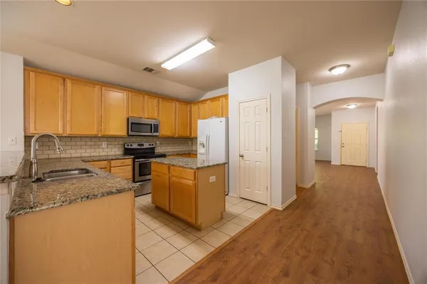 $2,500 | 4616 Brighton Drive, McKinney, TX 75070