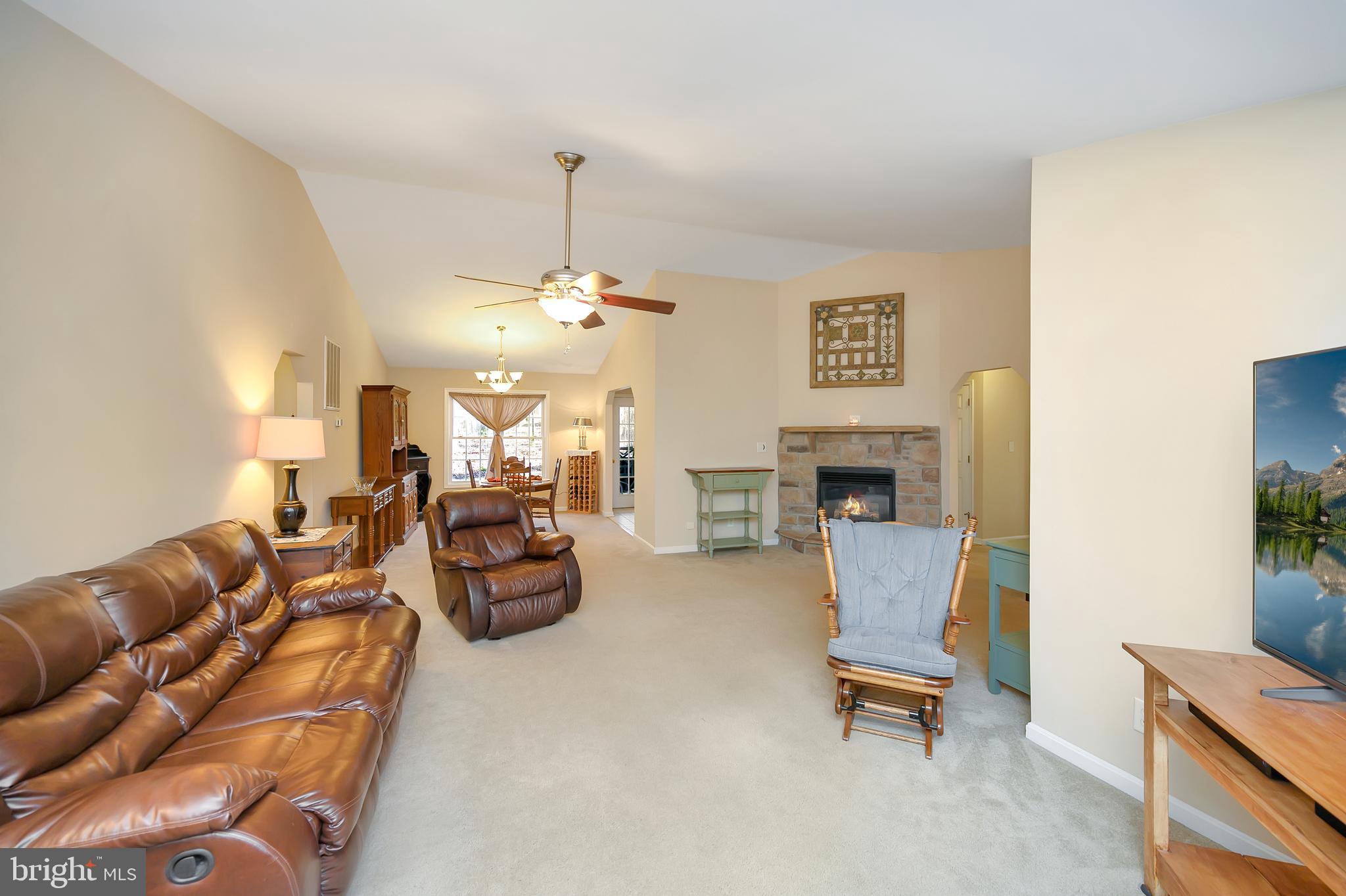 102 Happy Creek Road Locust Grove, VA 22508 - Photo 6 of 30 Spacious family room with cathedral ceilings