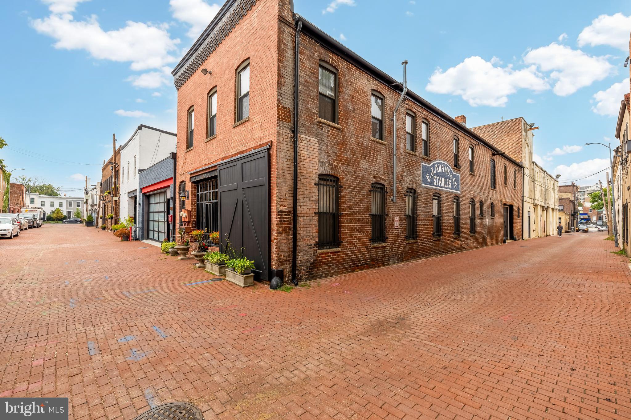 1312 10th Street Northwest Washington, DC 20001 - Photo 11 of 18 Blagden Alley
