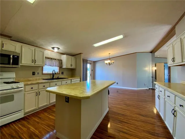 $339,900 | 107 Francis Drive, Georgetown, PA 15043