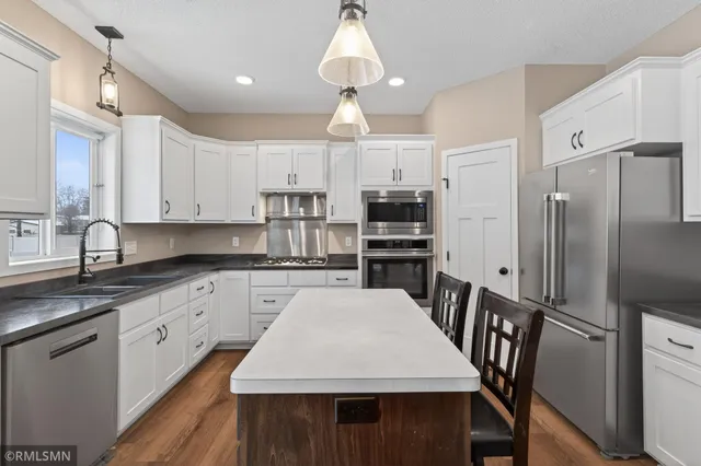 $549,000 | 1962 William Lane, Hugo, MN 55038