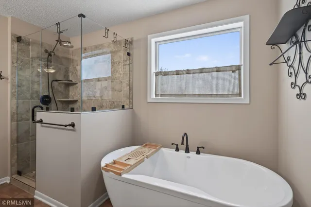 $549,000 | 1962 William Lane, Hugo, MN 55038