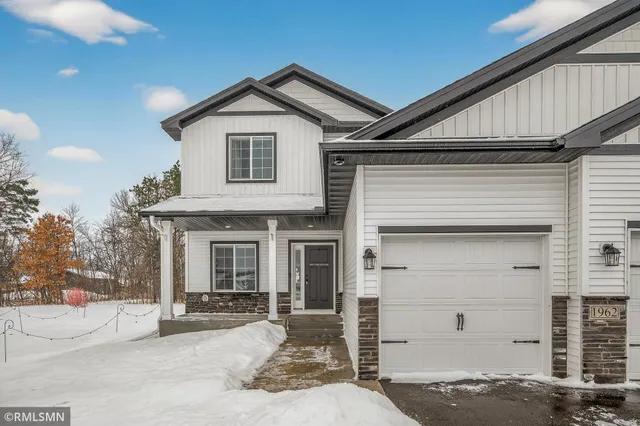 $549,000 | 1962 William Lane, Hugo, MN 55038