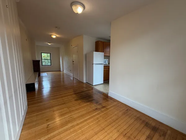 $2,700 | 41 South Russell Street, Unit 4, Boston, MA 02114