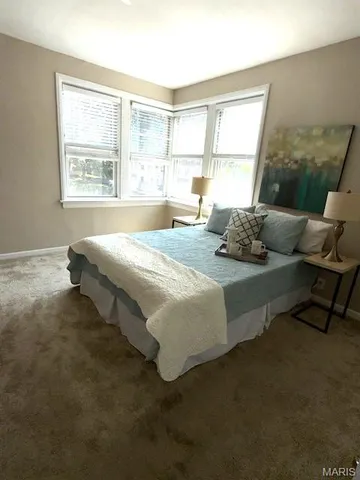 $152,000 | 907 South Hanley Road, Unit 5, Clayton, MO 63105