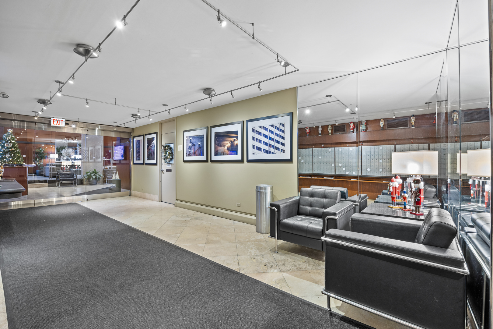 5100 North Marine Drive, Unit 17L Chicago, IL 60640 - Photo 5 of 25