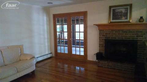 5038 Calkins Road Flint, MI 48532 - Photo 5 of 29 20414127-4.JPG