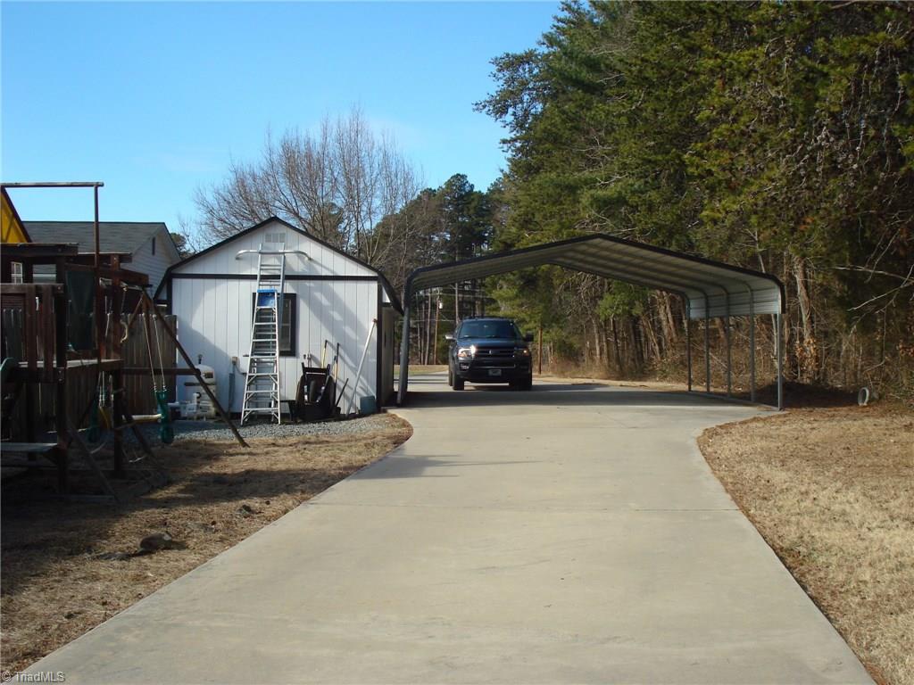 3094 Leonard Road Lexington, NC 27295 - Photo 27 of 30 Gallery Image 27