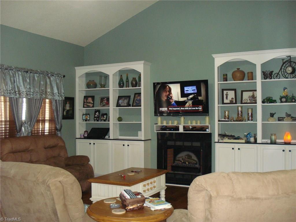 3094 Leonard Road Lexington, NC 27295 - Photo 7 of 30 Gallery Image 7