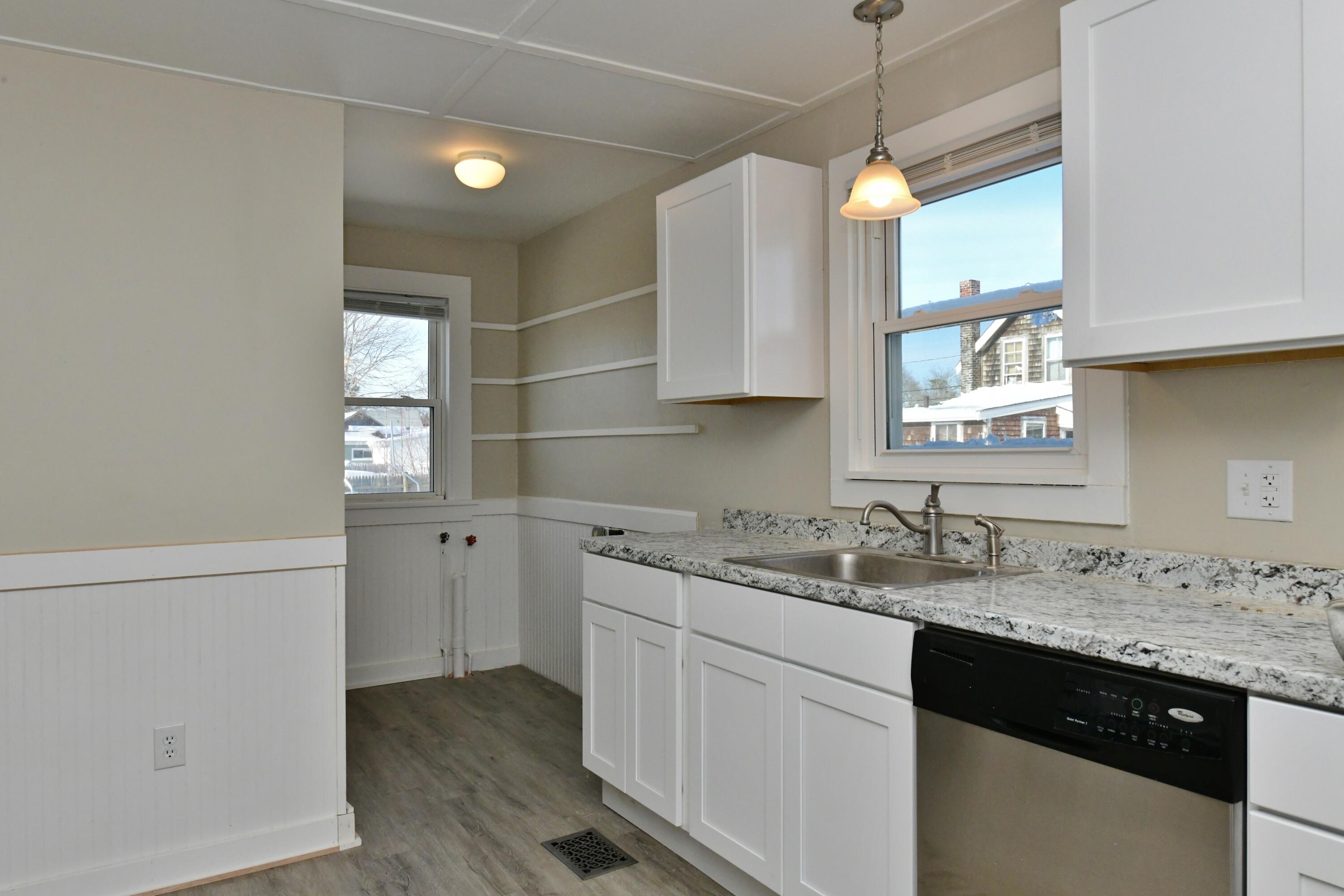 21 12th Street Onset, MA 02558 - Photo 4 of 18 LRE_6276