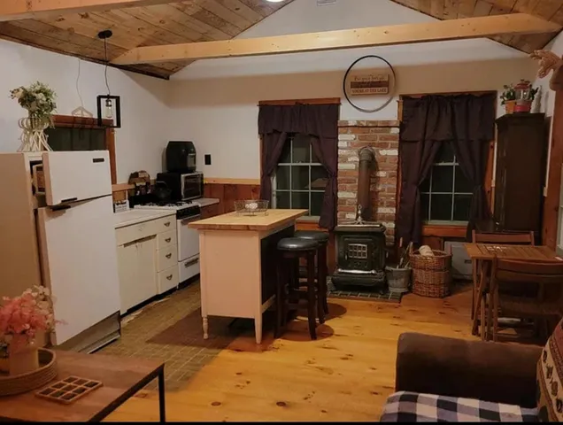 $219,000 | 321 Highway 123, Stoddard, NH 03464