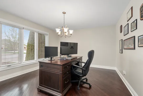 $610,000 | 9018 Glenshire Street, Tinley Park, IL 60487