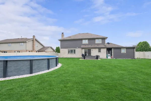 $610,000 | 9018 Glenshire Street, Tinley Park, IL 60487
