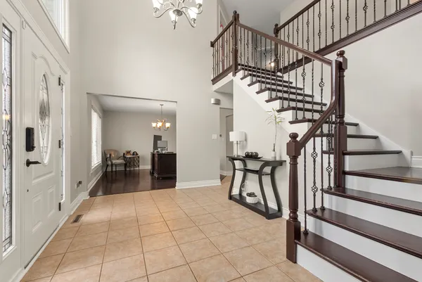 $610,000 | 9018 Glenshire Street, Tinley Park, IL 60487