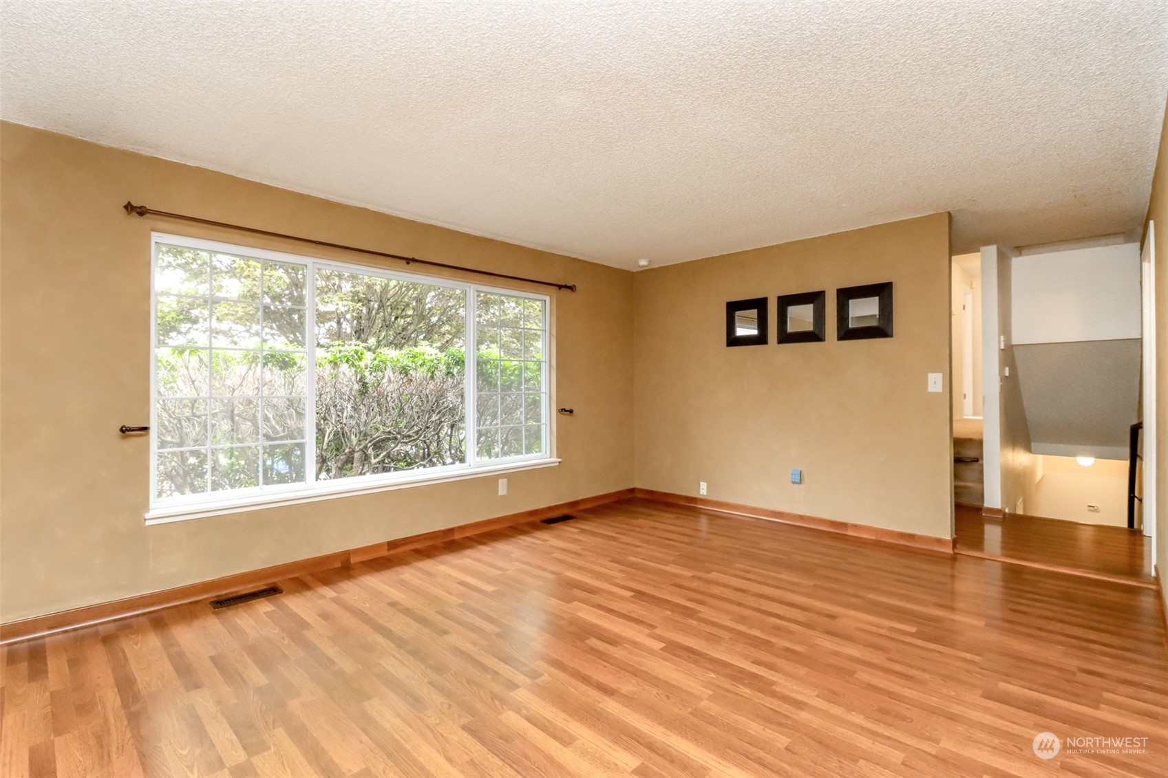 3631 Southwest 331st Street Federal Way, WA 98023 - Photo 8 of 33 Gallery Image 8