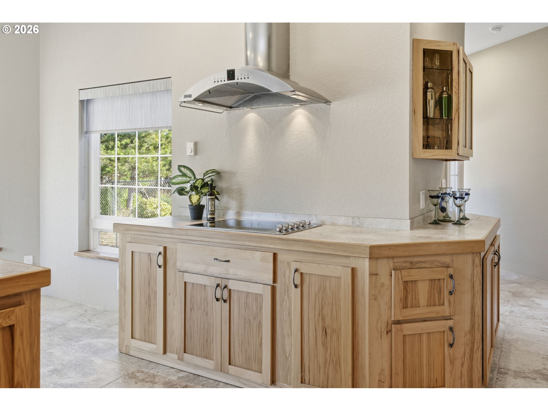 5200 Dunewood Drive Florence, OR 97439 - Photo 13 of 48 a bathroom with a sink a vanity and a mirror