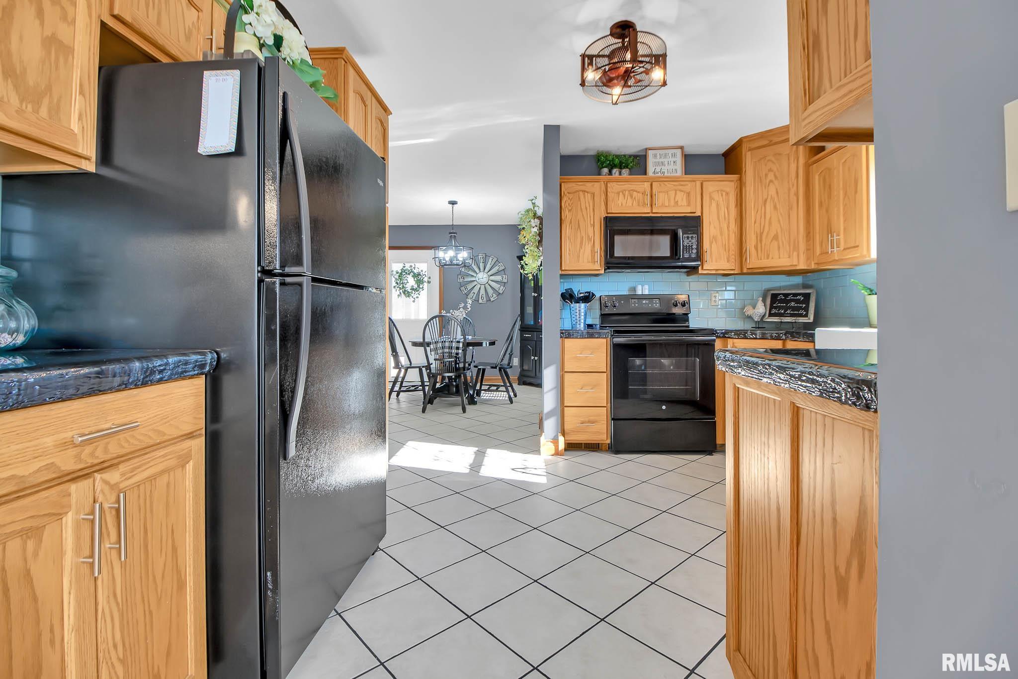 6393 Wards Mill Road Marion, IL 62959 - Photo 11 of 45 Gallery Image 11