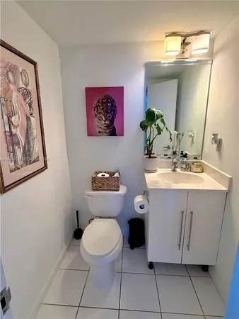 $2,400 | 3000 South Ocean Drive, Unit 904, Hollywood, FL 33019