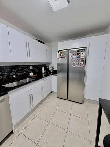 $2,600 | 3000 South Ocean Drive, Unit 904, Hollywood, FL 33019