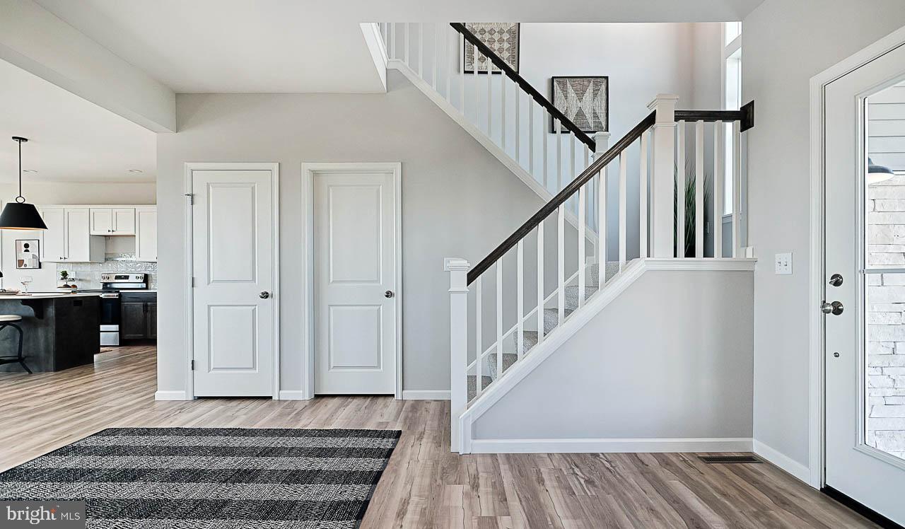 113 Copper Ridge Drive Newmanstown, PA 17073 - Photo 4 of 36