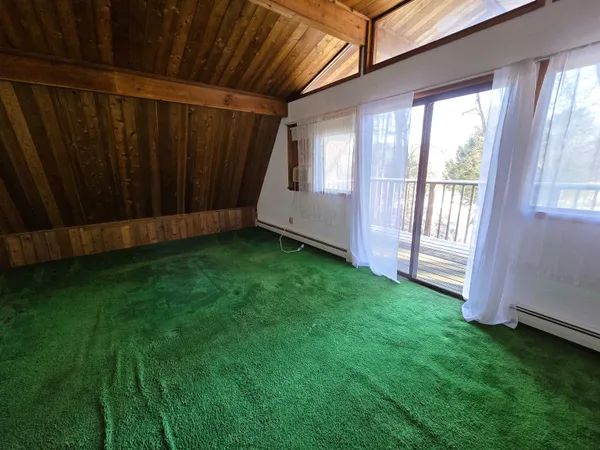 $325,000 | 119 Newton Hill Road, Vernon, VT 05354