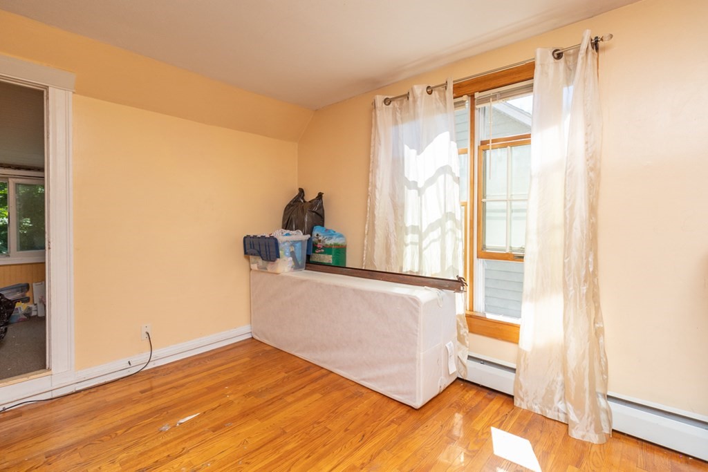 64 St James Circle Springfield, MA 01104 - Photo 11 of 20