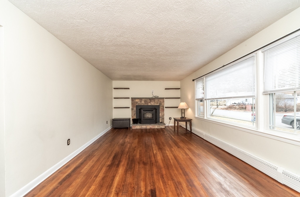 2 Woodruff Road Clinton, MA 01510 - Photo 16 of 29 Gallery Image 16