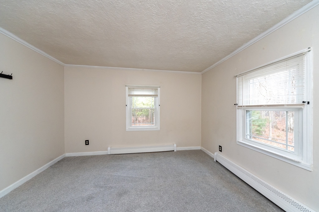 2 Woodruff Road Clinton, MA 01510 - Photo 7 of 29 Gallery Image 7