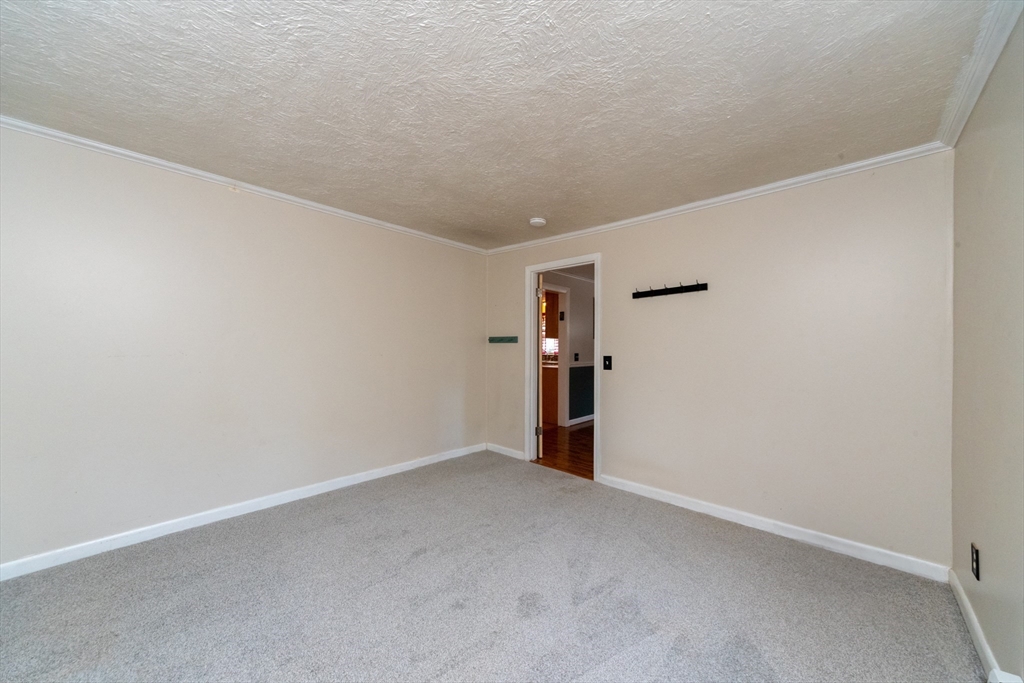 2 Woodruff Road Clinton, MA 01510 - Photo 8 of 29 Gallery Image 8