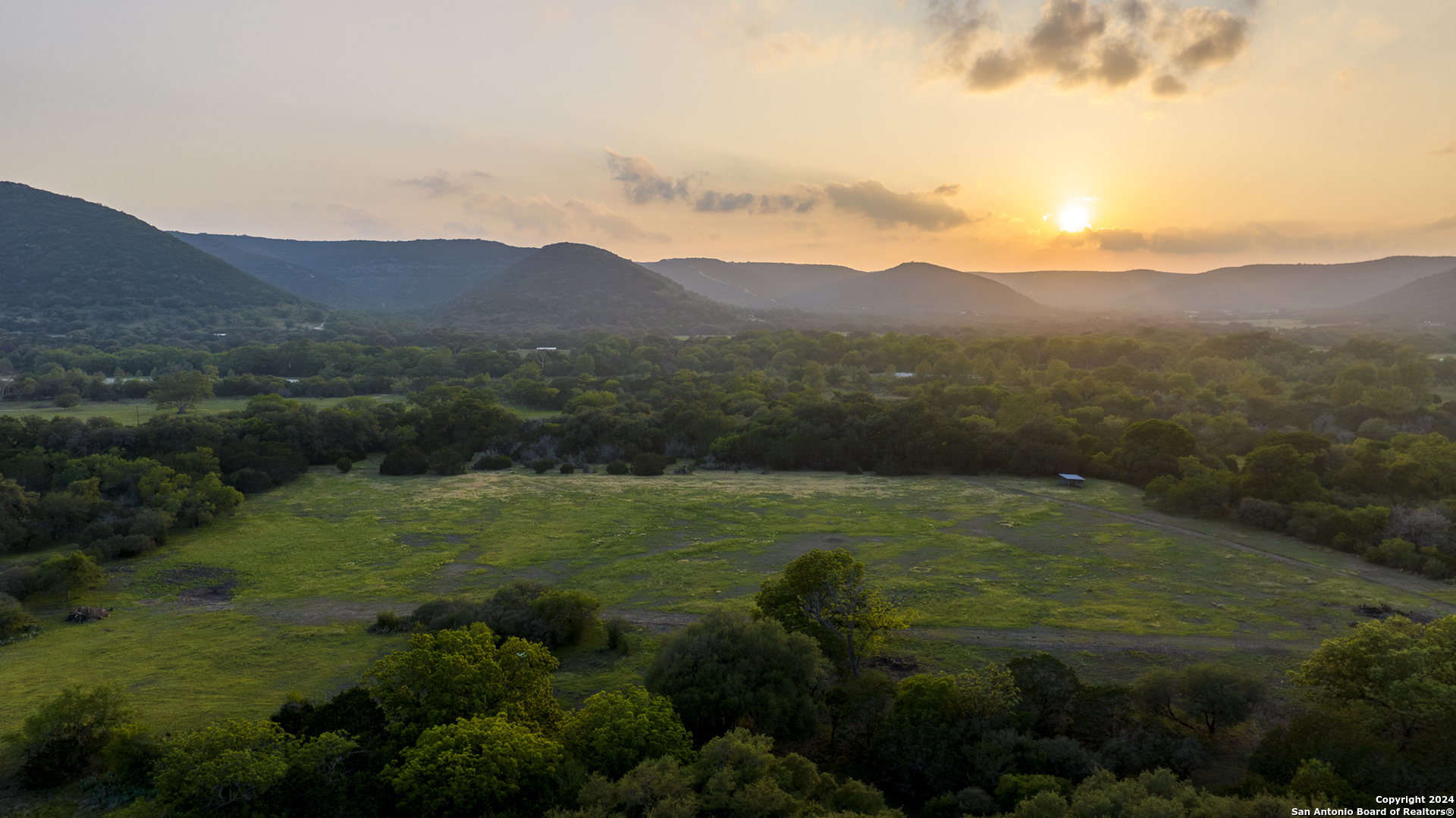 75 Rm 366 Leakey, TX 78873 - Photo 12 of 49 a view of outdoor space and mountain view