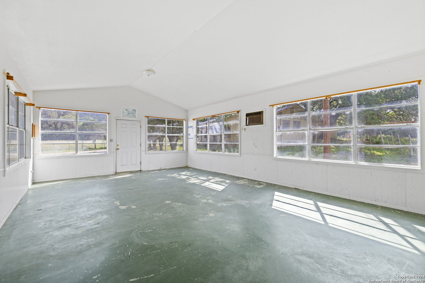 75 Rm 366 Leakey, TX 78873 - Photo 37 of 49 a view of an empty room with a window