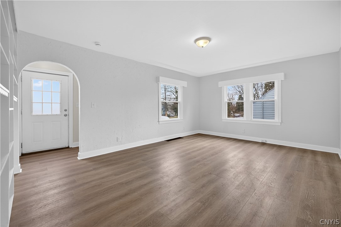 303 Fremont Road Manlius, NY 13057 - Photo 7 of 24