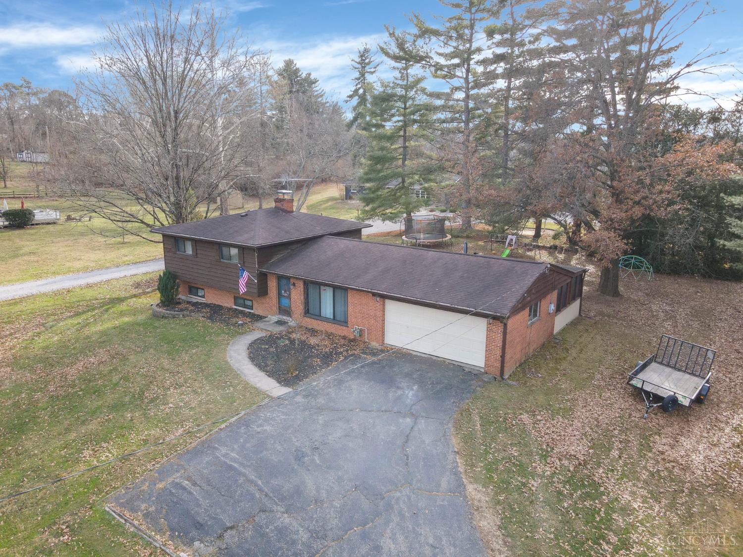 1523 Covered Bridge Road Cincinnati, OH 45231 - Photo 32 of 41 Gallery Image 32
