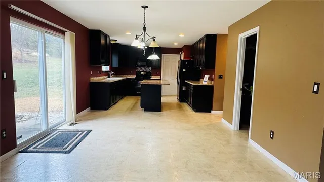 $450,000 | 917 Emerald Oaks Court, Eureka, MO 63025