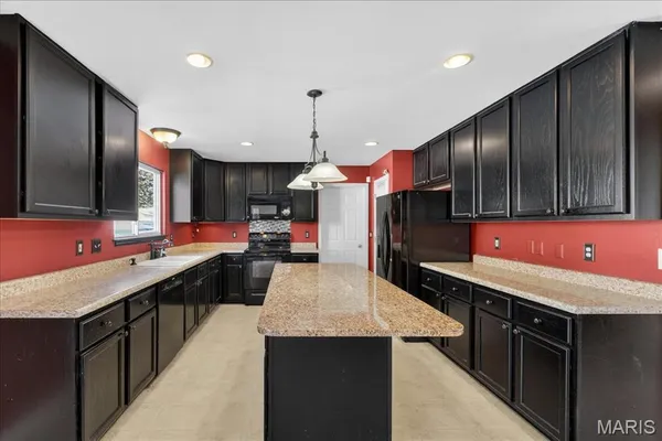 $420,000 | 917 Emerald Oaks Court, Eureka, MO 63025