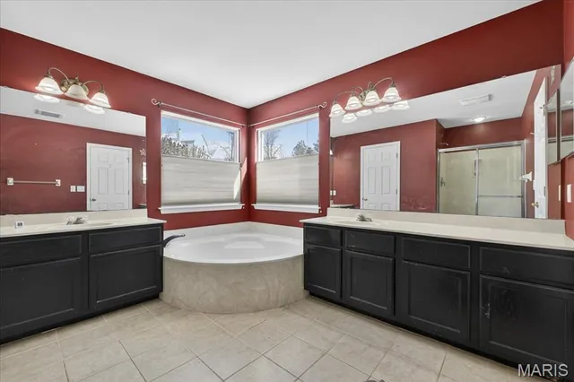 $450,000 | 917 Emerald Oaks Court, Eureka, MO 63025