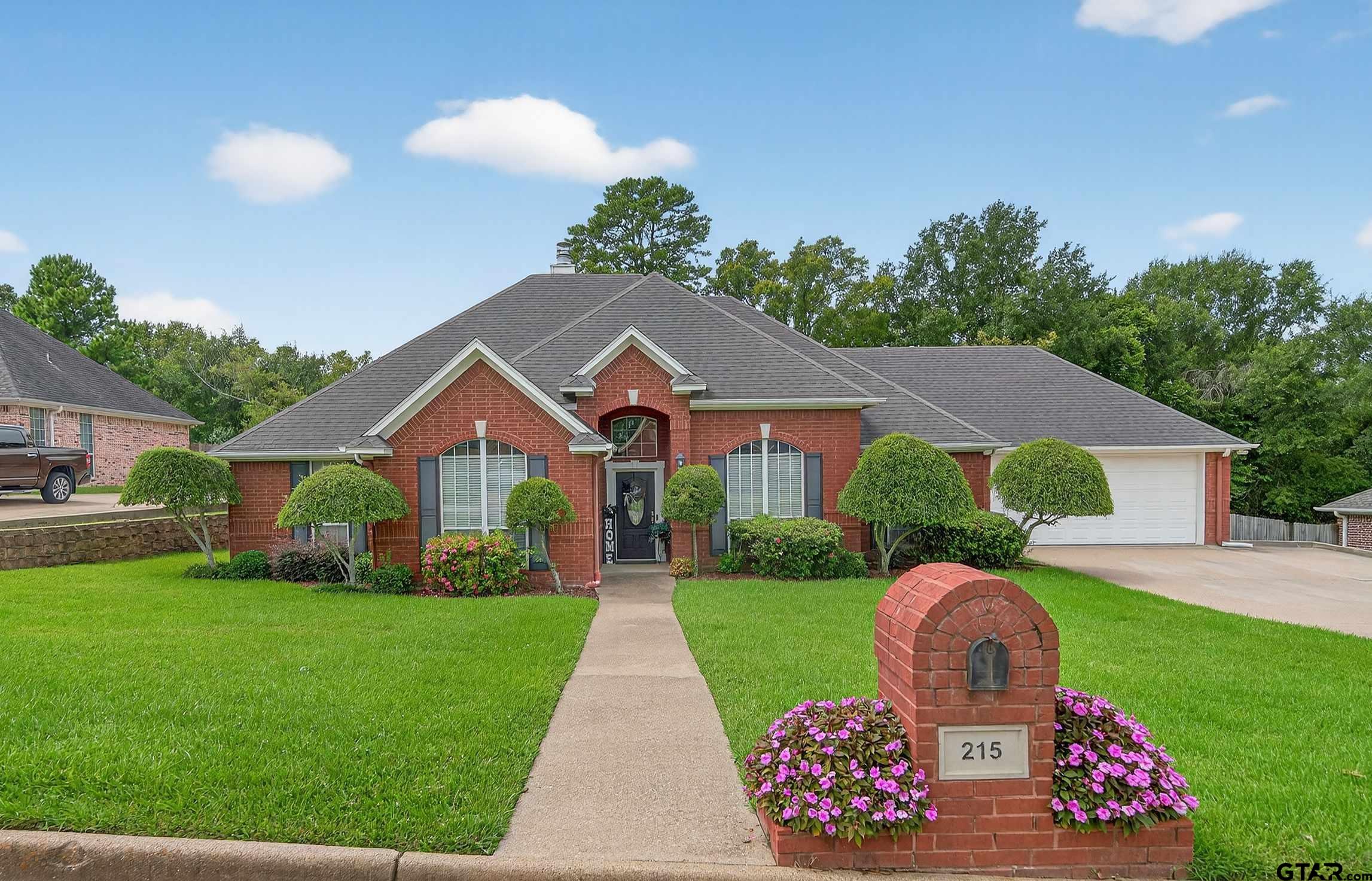 215 MacArthur Street Tyler, TX 75704 - Photo 12 of 41