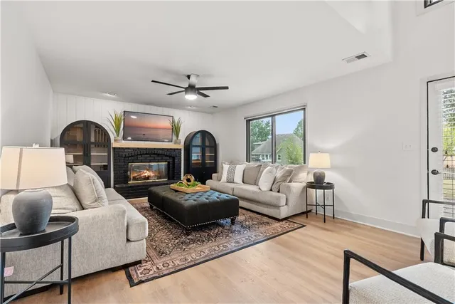 $439,900 | 312 Southeast Breon Bay, Lee's Summit, MO 64063