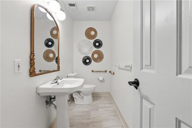 $439,900 | 312 Southeast Breon Bay, Lee's Summit, MO 64063