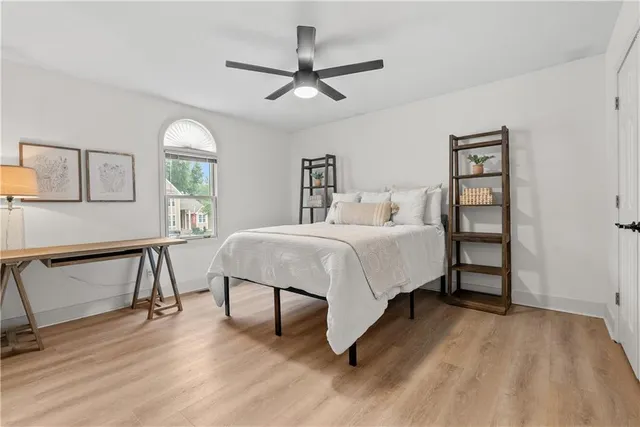 $439,900 | 312 Southeast Breon Bay, Lee's Summit, MO 64063