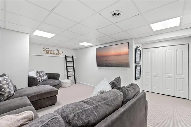 $439,900 | 312 Southeast Breon Bay, Lee's Summit, MO 64063