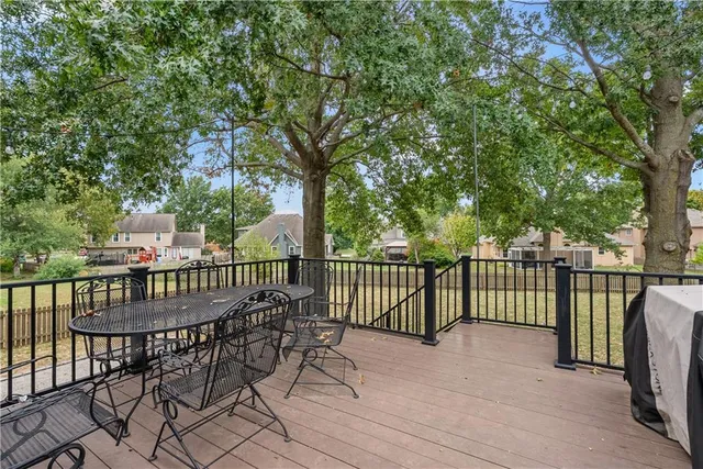 $439,900 | 312 Southeast Breon Bay, Lee's Summit, MO 64063