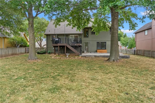 $439,900 | 312 Southeast Breon Bay, Lee's Summit, MO 64063