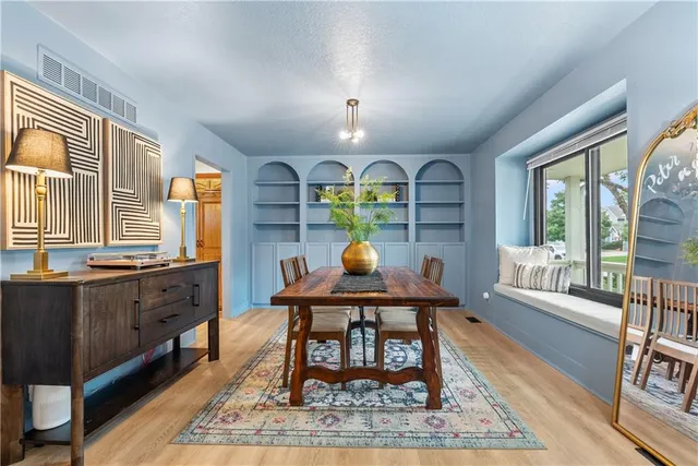 $439,900 | 312 Southeast Breon Bay, Lee's Summit, MO 64063